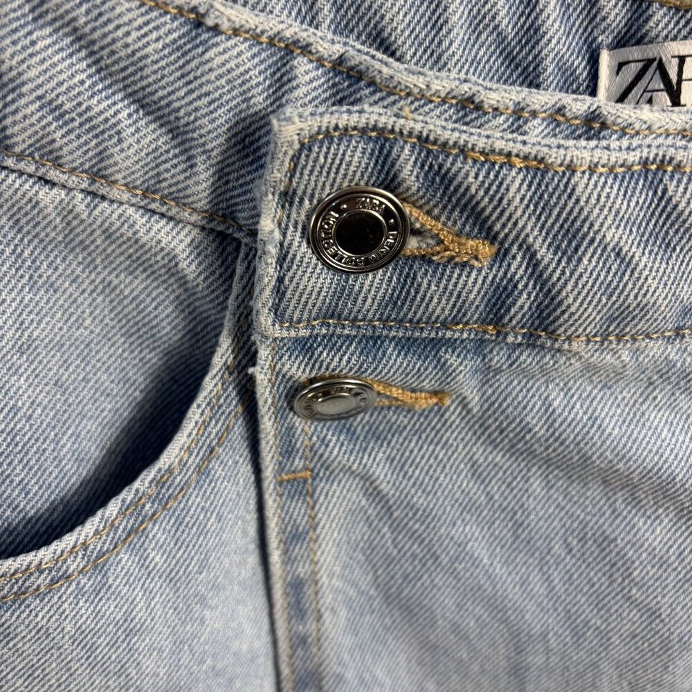 Zara Womens Light Wash Denim High-Waisted Frayed Hem Shorts L - Picture 6 of 10